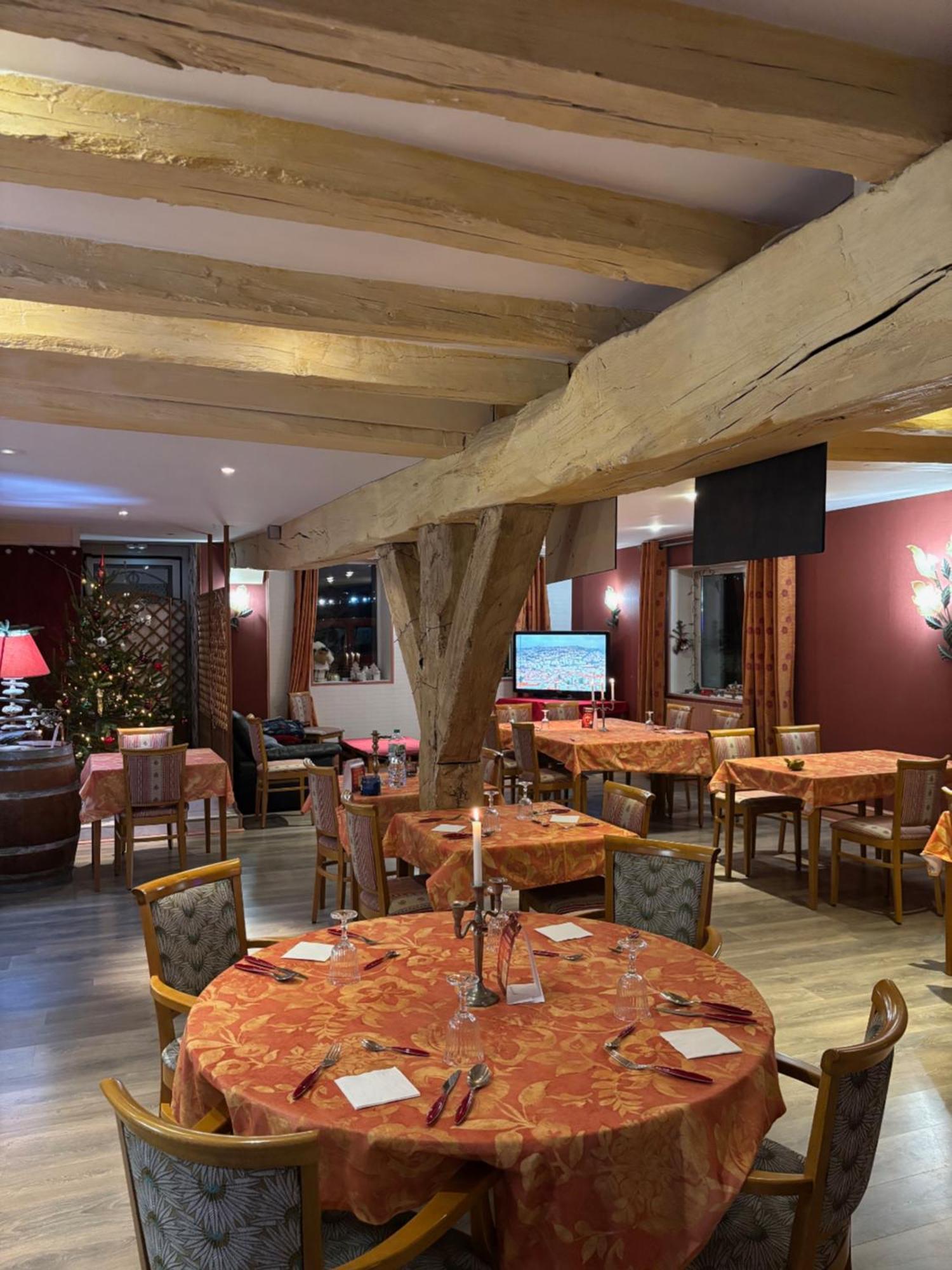 Hotel Le Bon Laboureur ลาชาริเต-ซูร์-ลัวร์ ภายนอก รูปภาพ