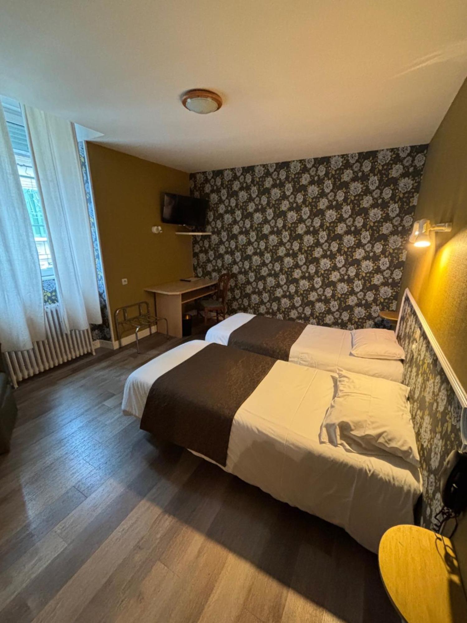 Hotel Le Bon Laboureur ลาชาริเต-ซูร์-ลัวร์ ภายนอก รูปภาพ